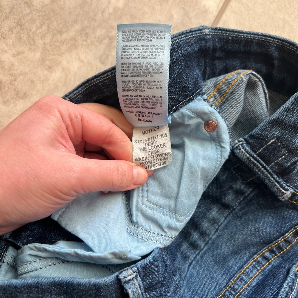 MOTHER The Looker Crop Jeans - Picture 5 of 7